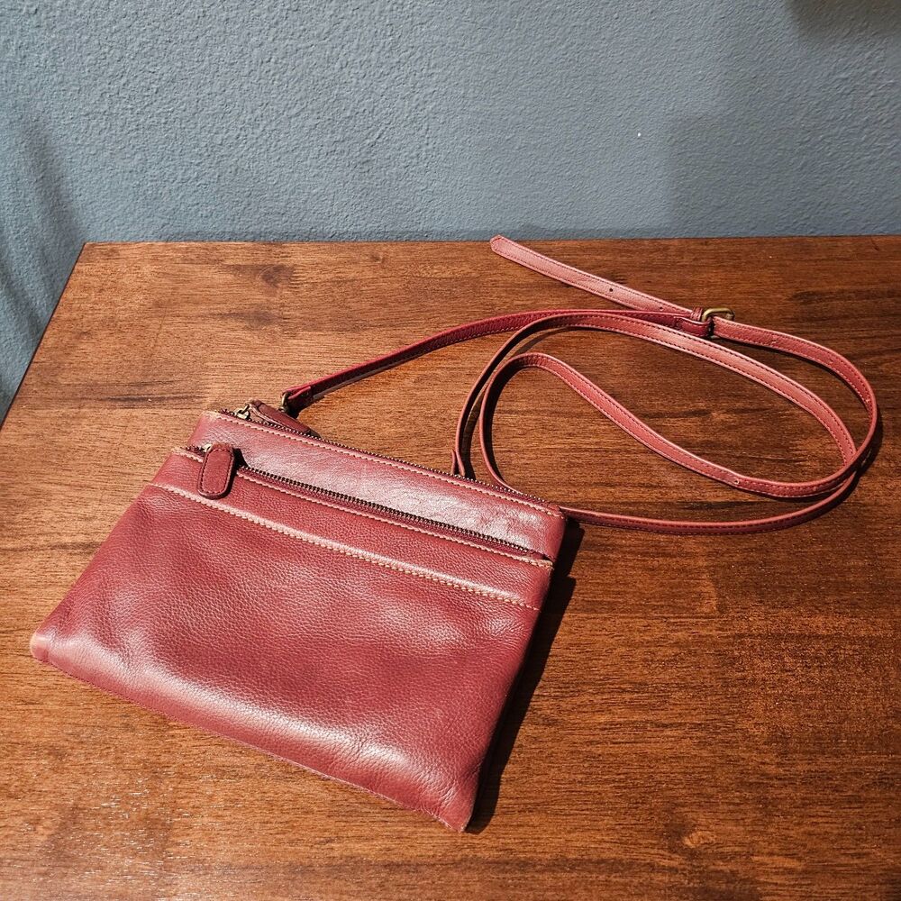 HOBO International Raisin Leather Double Zipper Crossbody Handbag Purse 9"x7"